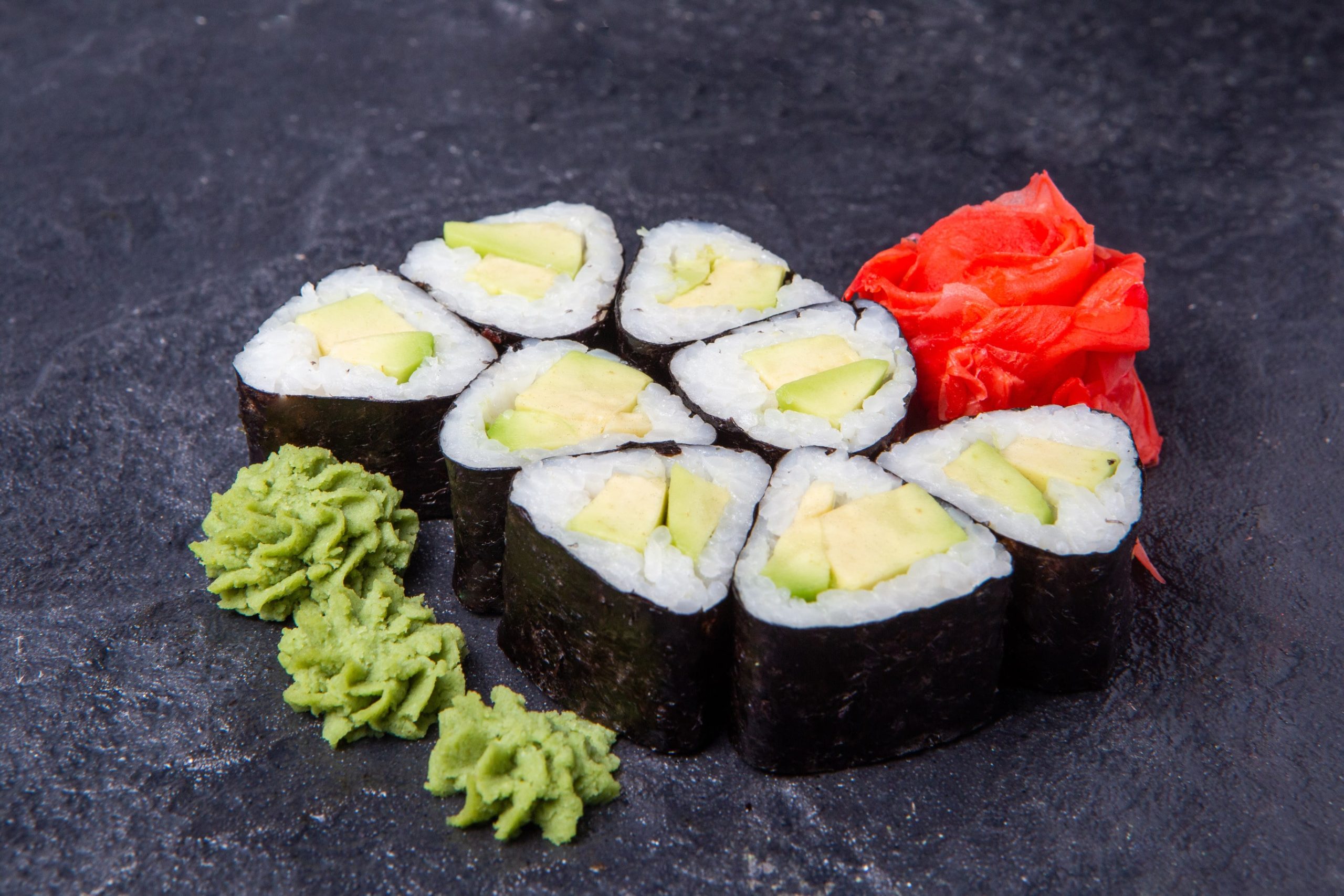 Макі авокадо