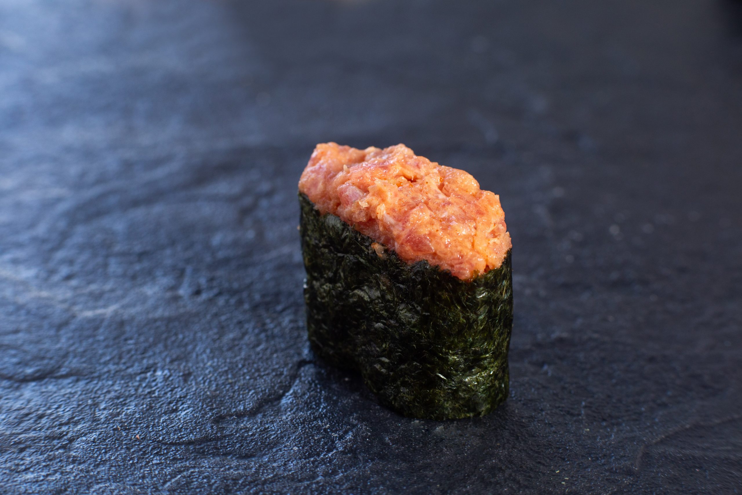 Гункан спайс тунець